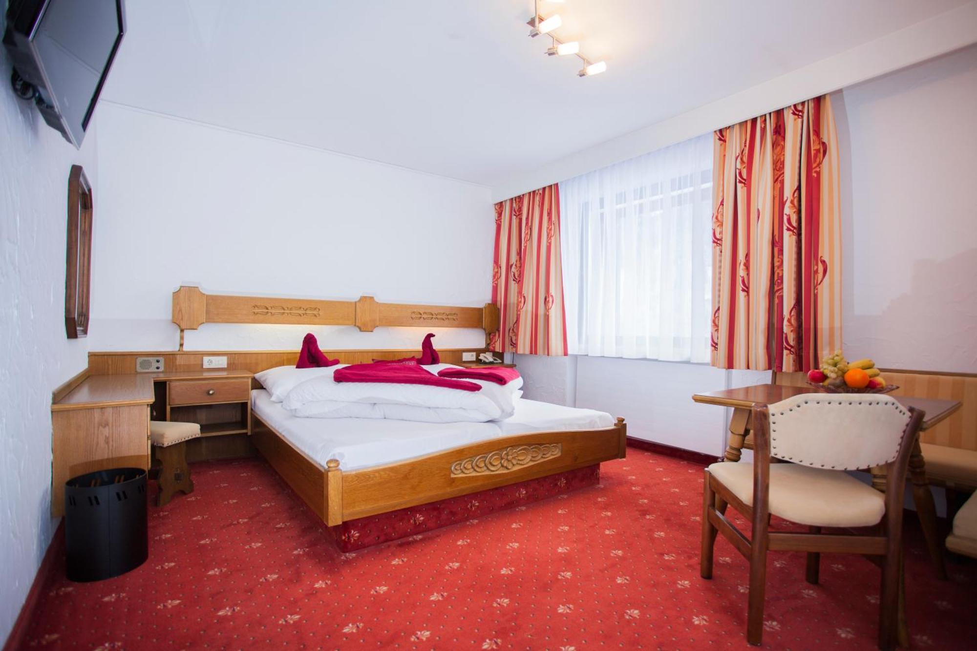Schoenauer Hof Bach  Dış mekan fotoğraf